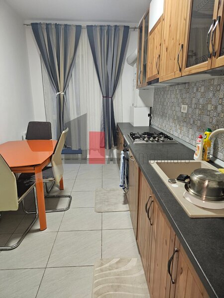 Aparatorii Patriei, Metalurgiei, apartament cu doua camere, centrala+loc parcare.