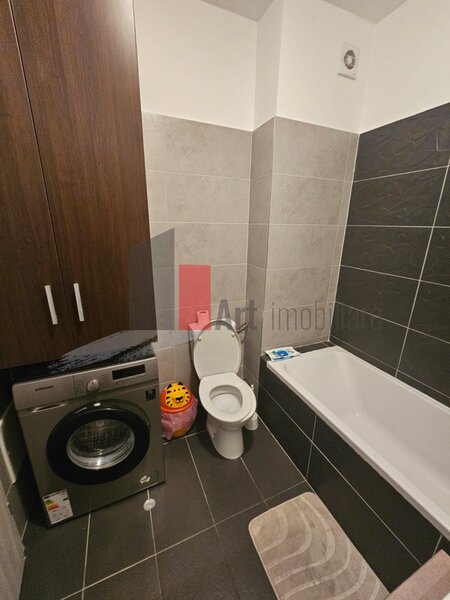 Aparatorii Patriei, Metalurgiei, apartament cu doua camere, centrala+loc parcare.